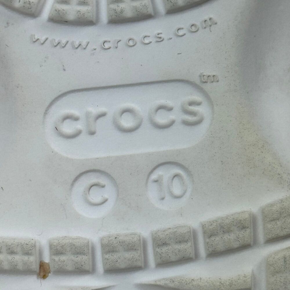 CROCS TODDLERS' HELLO KITTY (RED) CLASSIC CLOG SIZE C10 - Picture 8 of 8